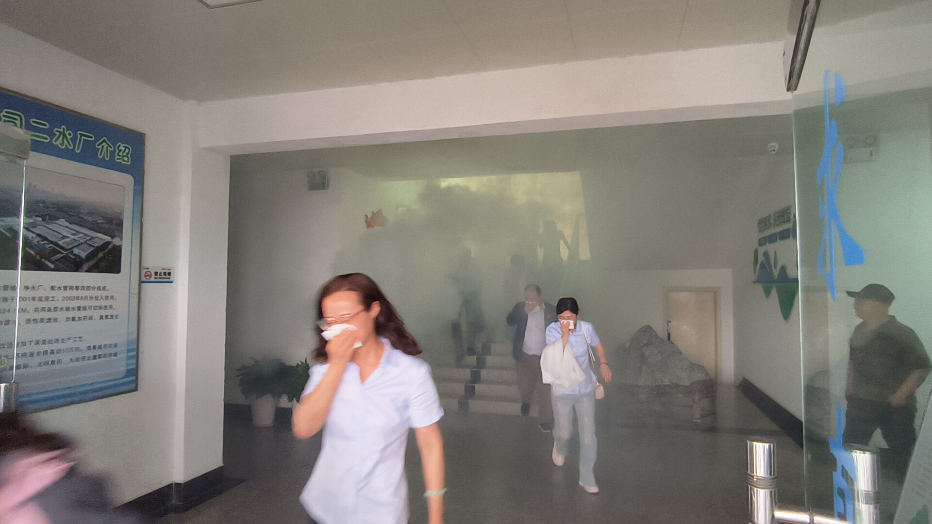 1747383443a918184.jpg